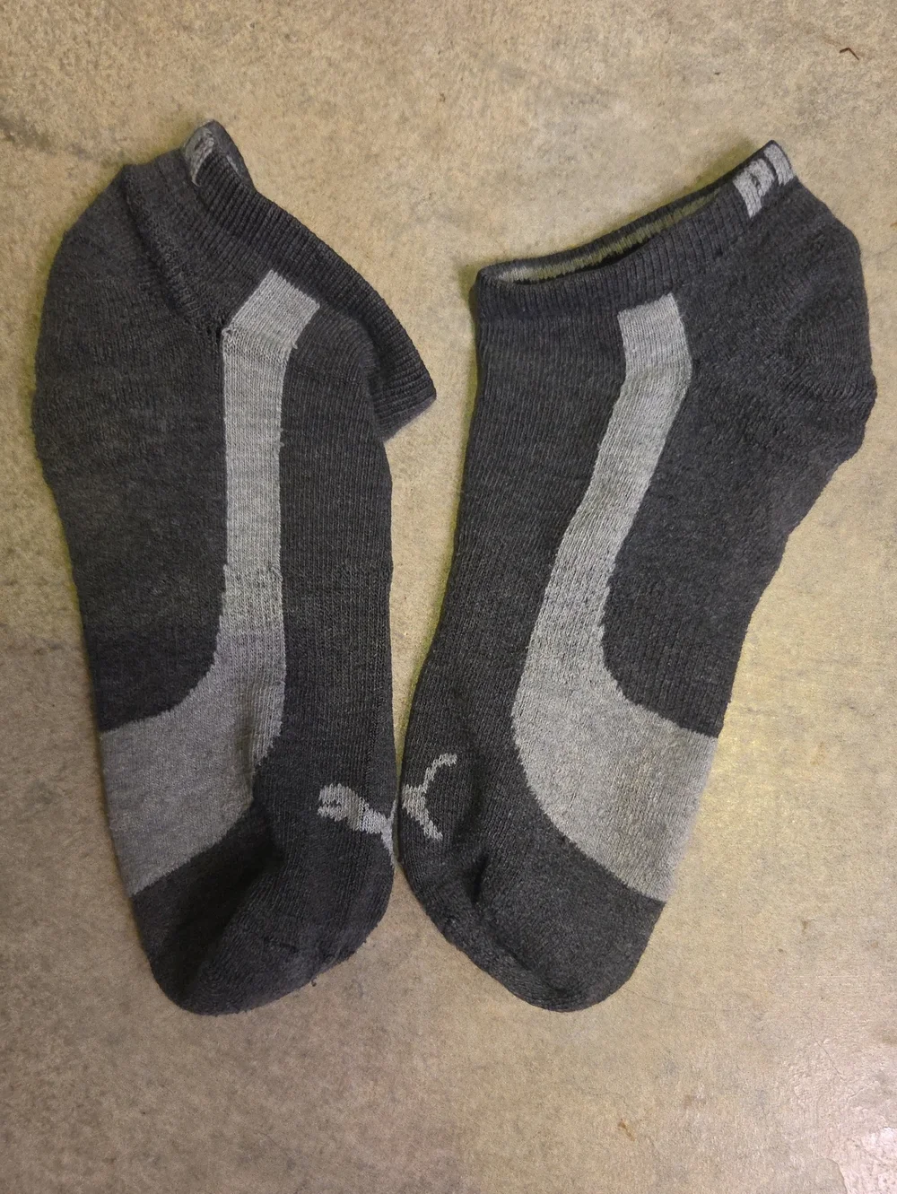 Puma Men's No-Show Athletic Socks in Dark Gray with Light Gray Accents